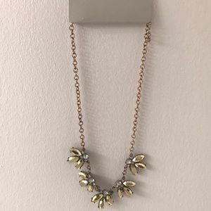 NWT Vintage Style Goldtone Necklace